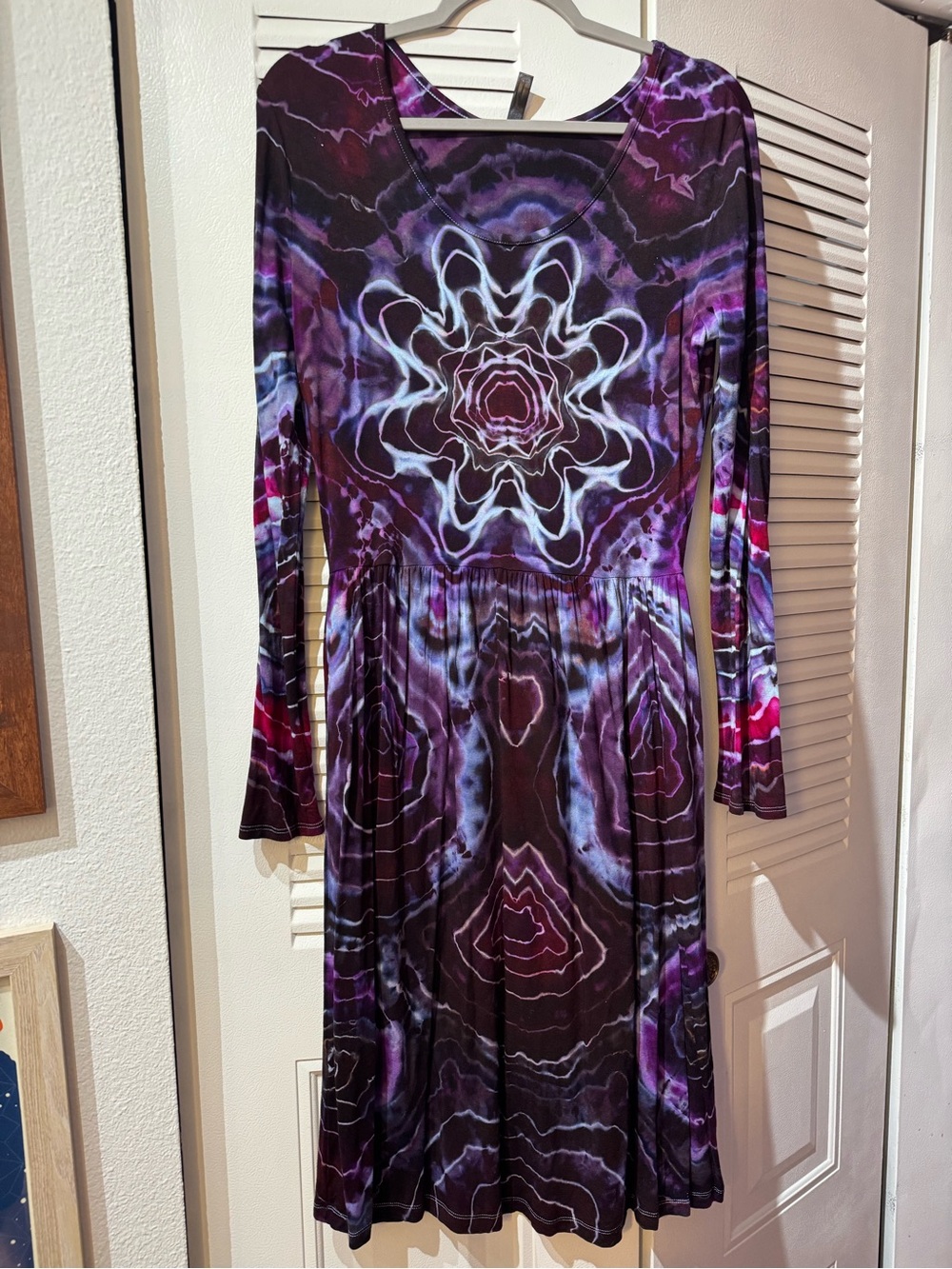 Women’s Purple Tie-Dye Long Sleeve Dress - Picture 2 of 4